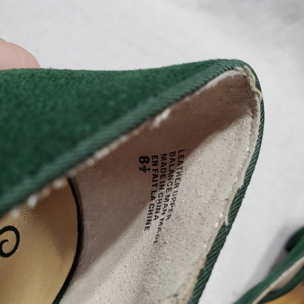 Seychelles Loafer Heels - Picture 7 of 9